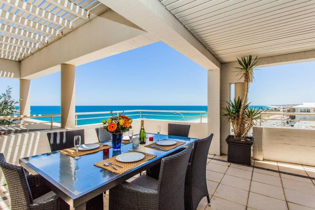 Beach View Apartment In Cottesloe Perth Exterior foto